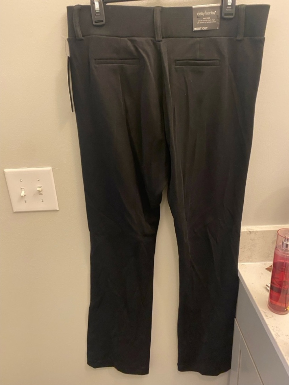 daisy fuentes Boot Cut Pants in Black - Picture 2 of 5